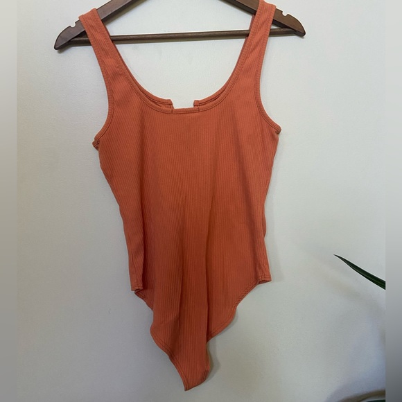 🌸 Gaze 🌸 burnt orange bodysuit - Picture 2 of 7